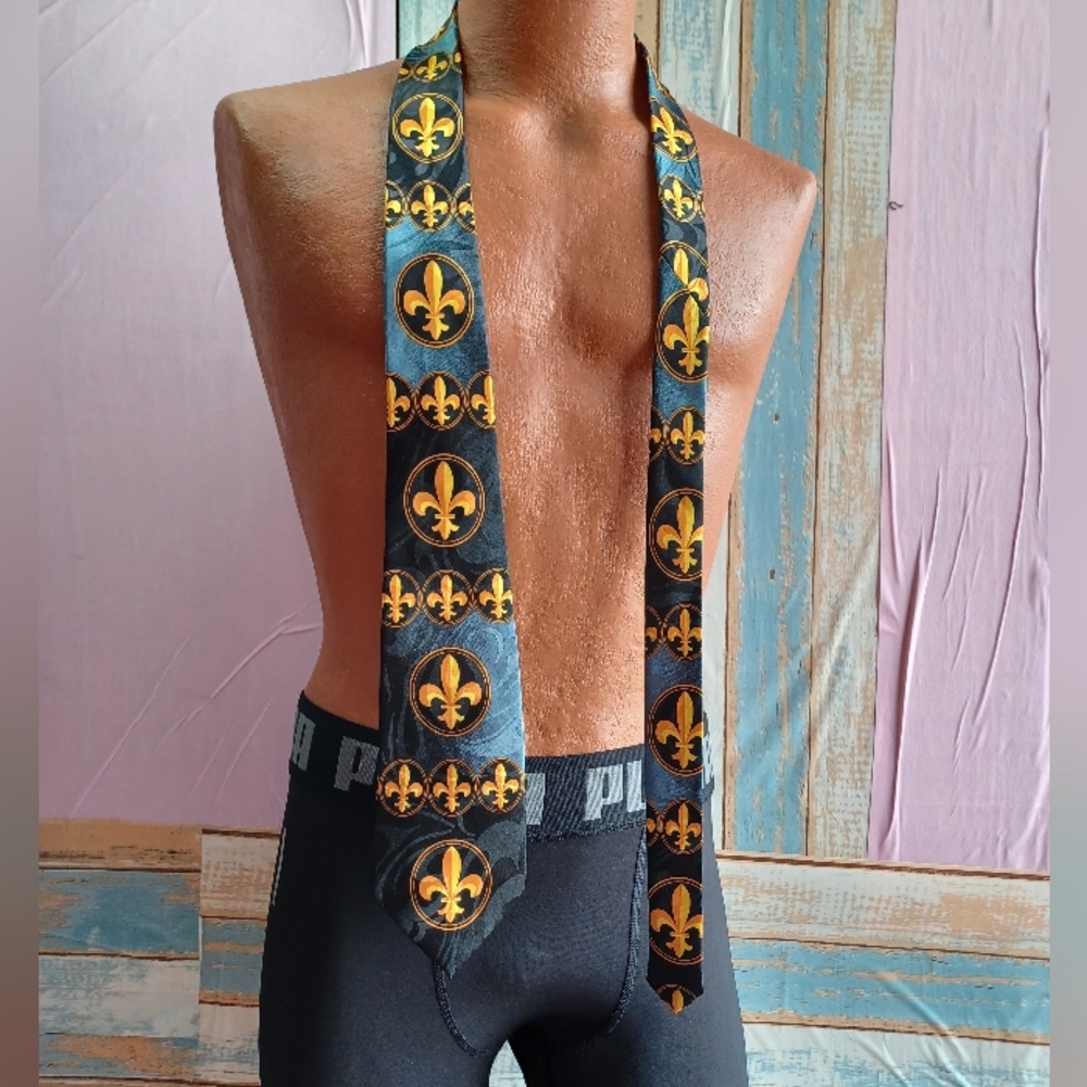 Black and Gold Fleur-de-lis Tie
